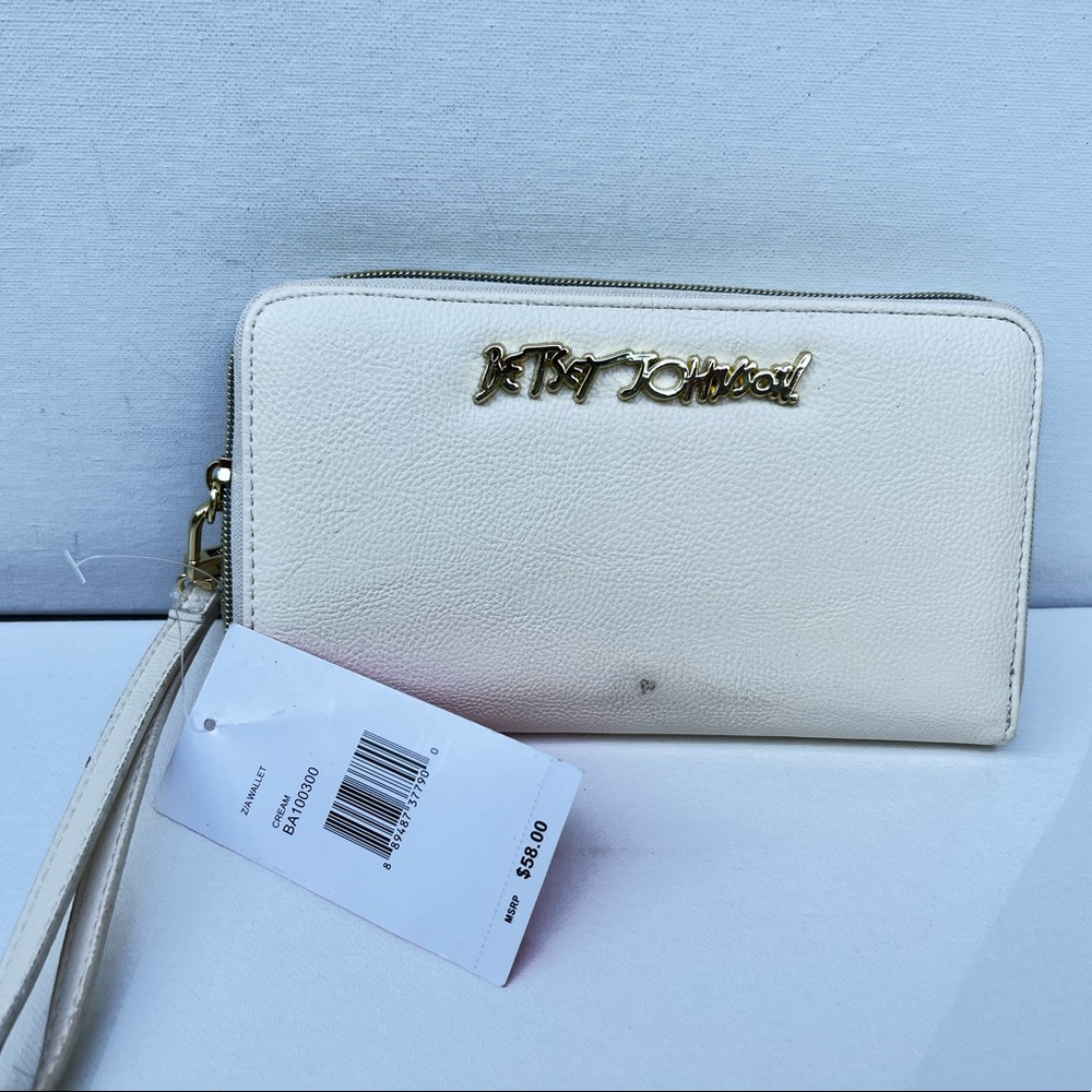 Betsey Johnson Faux Pebbled Zip Around Wallet